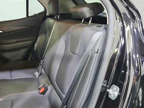 Used 2025 Buick Encore GX Preferred FWD image 21
