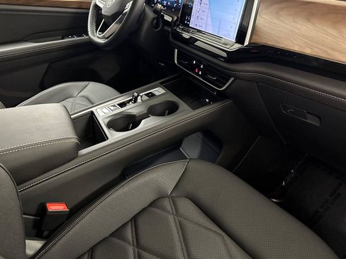 New 2026 Volkswagen Atlas SE image 16