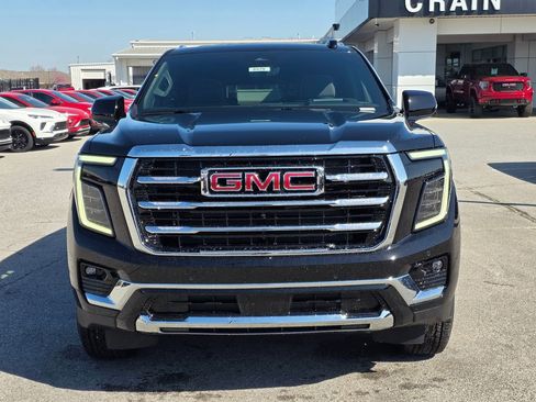 New 2026 GMC Yukon Elevation w/ Elevation Premium Package AWD/4WD image 2