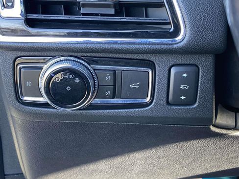 Used 2021 Lincoln Navigator Reserve AWD/4WD image 30