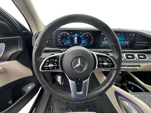 Used 2020 Mercedes-Benz GLE 350 w/ Premium Package image 12