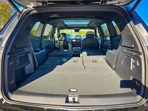 New 2026 Buick Enclave Sport Touring w/ Power Package image 40