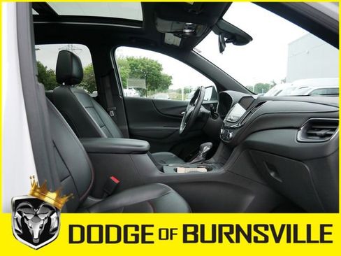 Used 2022 Chevrolet Equinox RS w/ RS Leather Package AWD/4WD image 16