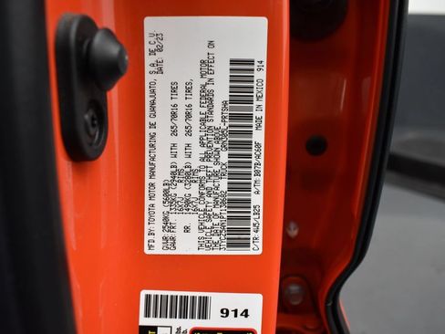 Used 2023 Toyota Tacoma TRD Pro AWD/4WD image 17