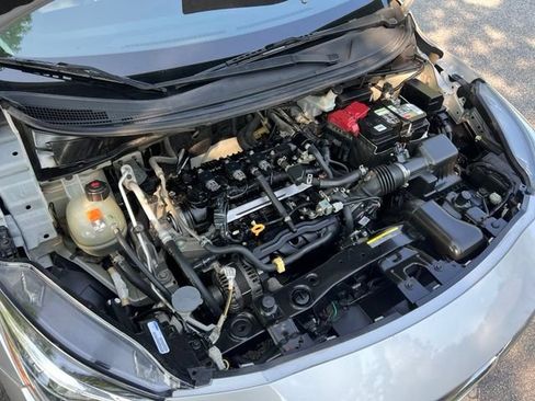 Used 2020 Nissan Versa SV FWD image 41