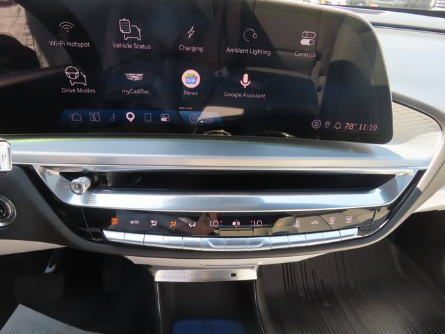 Used 2024 Cadillac Lyriq Sport w/ LPO, Floor Liner Package AWD/4WD image 32