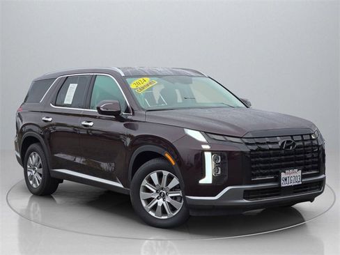 Certified 2024 Hyundai Palisade SEL image 8