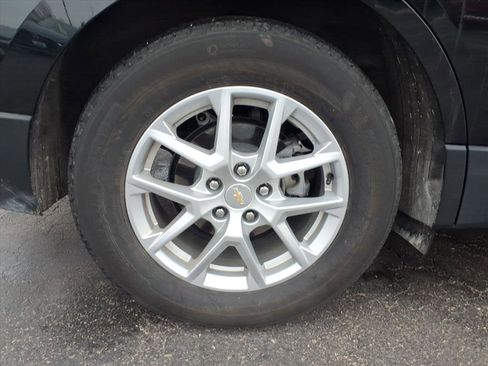 Used 2023 Chevrolet Equinox LT image 26