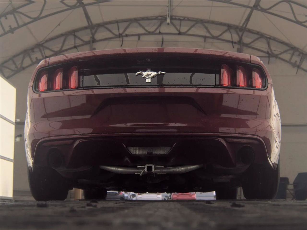 Used 2016 Ford Mustang Coupe RWD image 7