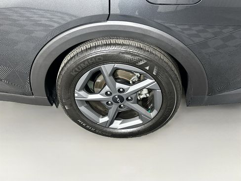 Used 2025 Kia K4 FWD image 11