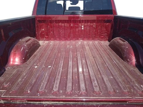 Used 2025 RAM 1500 Laramie AWD/4WD image 19