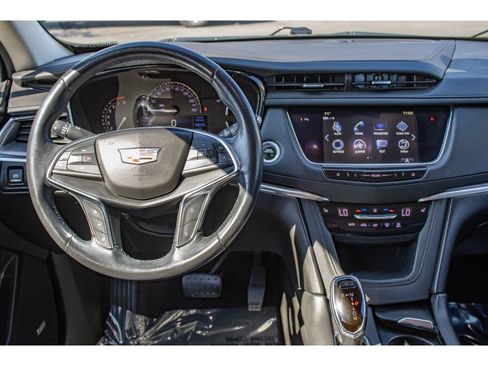 Used 2019 Cadillac XT5 Luxury AWD/4WD image 23