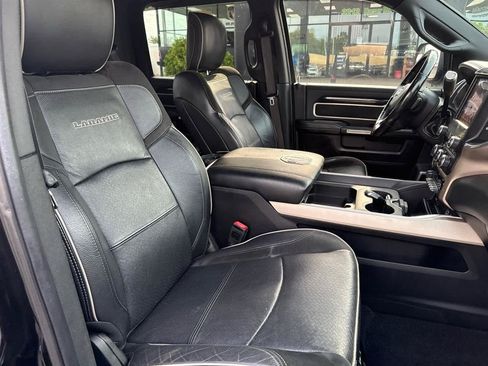 Used 2019 RAM 2500 Laramie w/ Black Appearance Package AWD/4WD image 23
