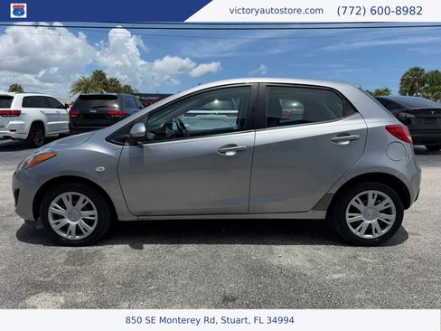 Used 2012 MAZDA MAZDA2 Sport FWD image 6