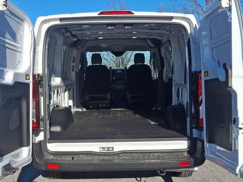 Used 2025 Ford Transit 250 Low Roof image 28