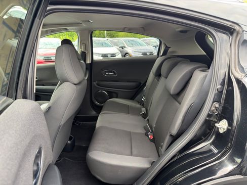 Used 2019 Honda HR-V EX image 28
