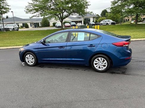 Used 2018 Hyundai Elantra SE FWD image 14