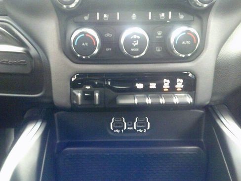 Used 2022 RAM 3500 Laramie image 15