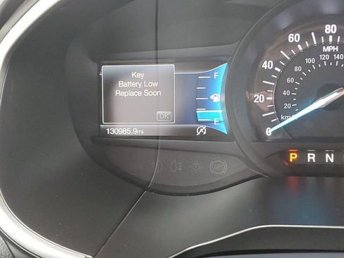 Used 2021 Ford Edge SE image 15