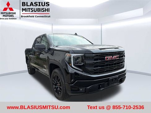 Used 2024 GMC Sierra 1500 Elevation AWD/4WD image 5