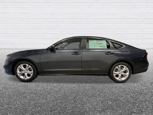 New 2026 Honda Accord LX image 2