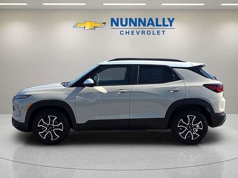 New 2026 Chevrolet TrailBlazer ACTIV w/ Driver Confidence Package FWD image 2