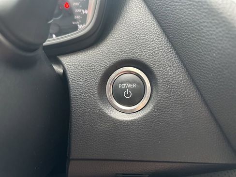 Used 2024 Toyota Corolla LE w/ LE Convenience Package FWD image 24