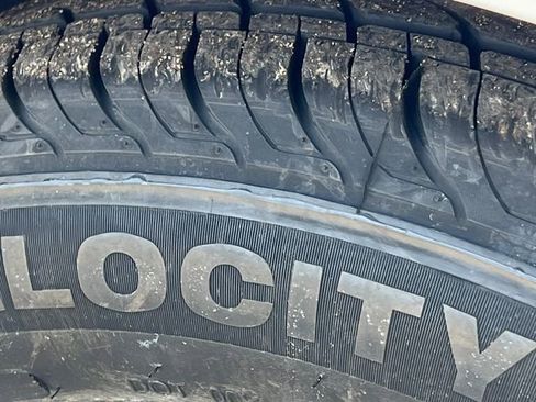 Used 2023 Nissan Sentra SV image 7