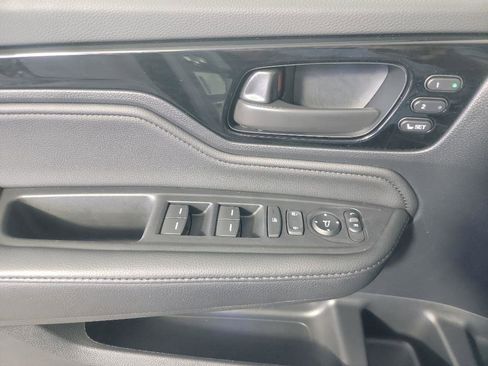 Certified 2025 Honda Odyssey Touring image 27