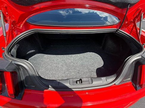 Used 2015 Ford Mustang Coupe w/ Equipment Group 051A RWD image 18