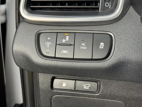 Used 2017 Kia Sorento EX w/ EX Advanced Touring Package image 17