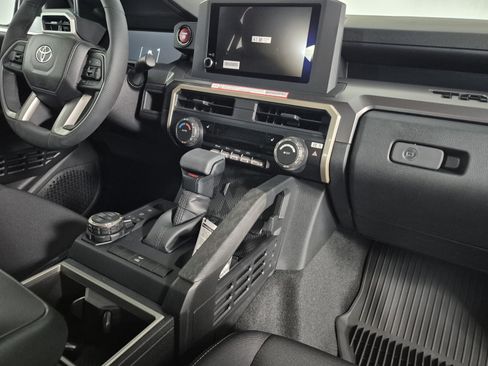 New 2026 Toyota Tacoma SR5 AWD/4WD image 33