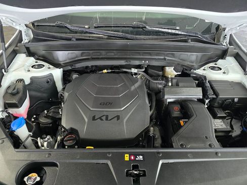 Used 2022 Kia Telluride EX w/ EX Premium Package image 10