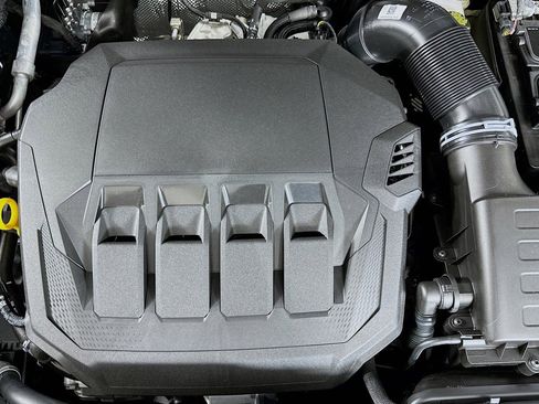 Used 2025 Audi Q3 2.0T Premium w/ Convenience Package image 13