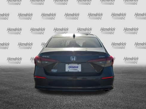 Used 2025 Honda Civic Sport image 6