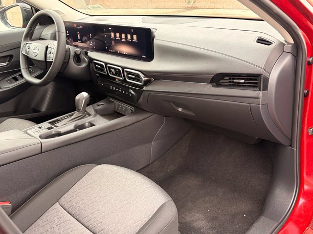 Used 2026 Nissan Sentra SV w/ SV Convenience Package FWD image 13