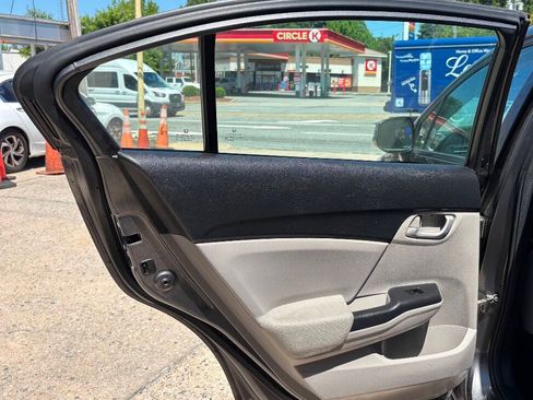Used 2013 Honda Civic LX image 11