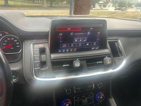 Used 2021 Chevrolet Tahoe Premier AWD/4WD image 11