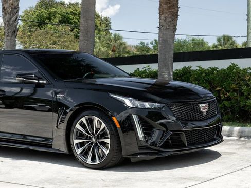 Used 2024 Cadillac CT5 V Blackwing w/ LPO, Bronce Accent Package RWD image 11