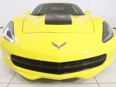 Used 2016 Chevrolet Corvette Stingray Coupe RWD image 52