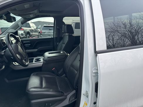 Used 2018 Chevrolet Silverado 1500 LTZ Z71 w/ Redline Edition image 11