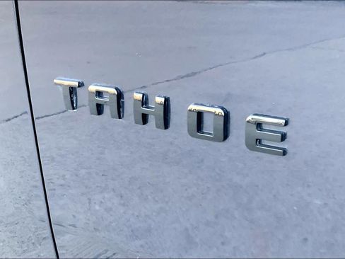 Used 2022 Chevrolet Tahoe LT w/ Luxury Package image 30