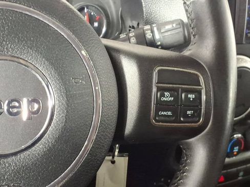 Used 2012 Jeep Wrangler Unlimited Sahara w/ Trailer Tow Group AWD/4WD image 18