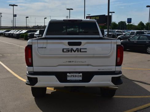Used 2023 GMC Sierra 3500 Denali w/ Technology Package AWD/4WD image 6
