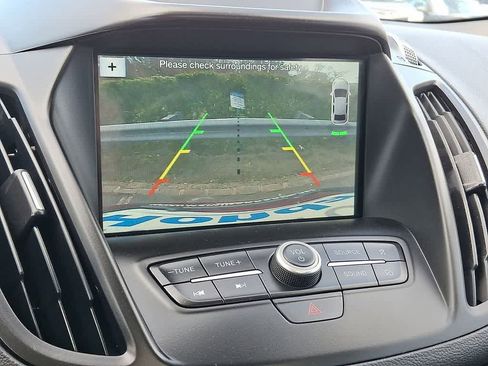 Used 2019 Ford Escape SEL AWD/4WD image 14
