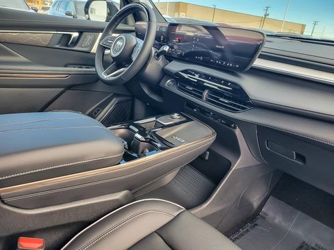 New 2026 Buick Enclave Avenir image 22