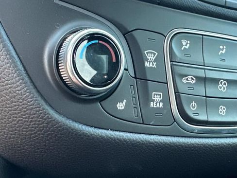 Used 2024 Chevrolet Equinox RS w/ LPO, Floor Liner Package image 27