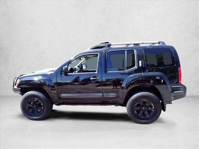 Used 2012 Nissan Xterra PRO-4X AWD/4WD image 2