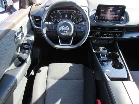 Certified 2023 Nissan Rogue SV image 16