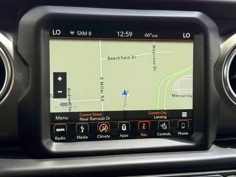 Used 2019 Jeep Wrangler Unlimited Sahara w/ Uconnect 4C Nav & Sound Group AWD/4WD image 25